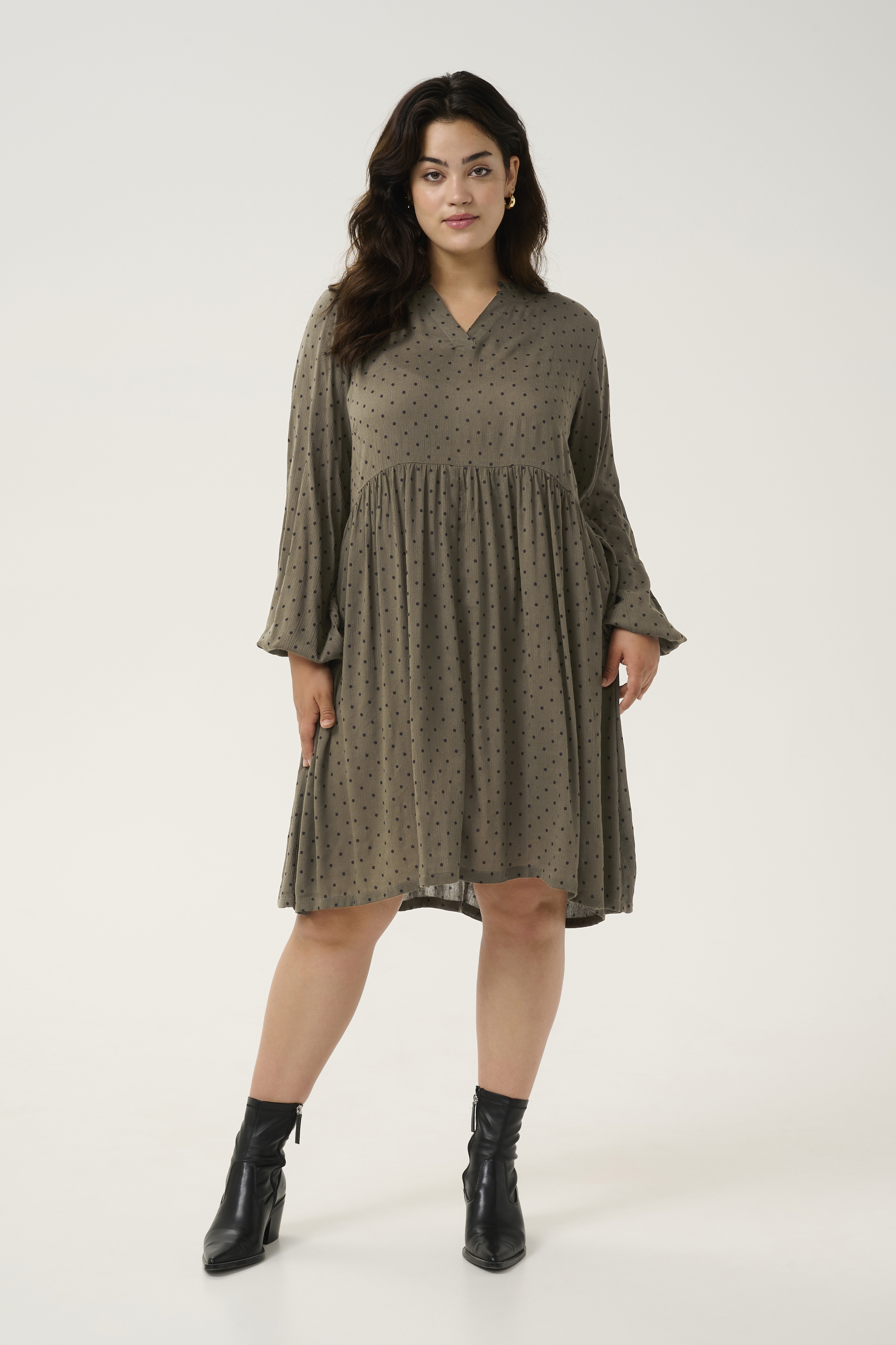 Kleid Regular fit black brown Image