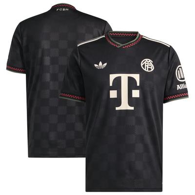 FC Bayern adidas Ausweichtrikot 2025-26 Image
