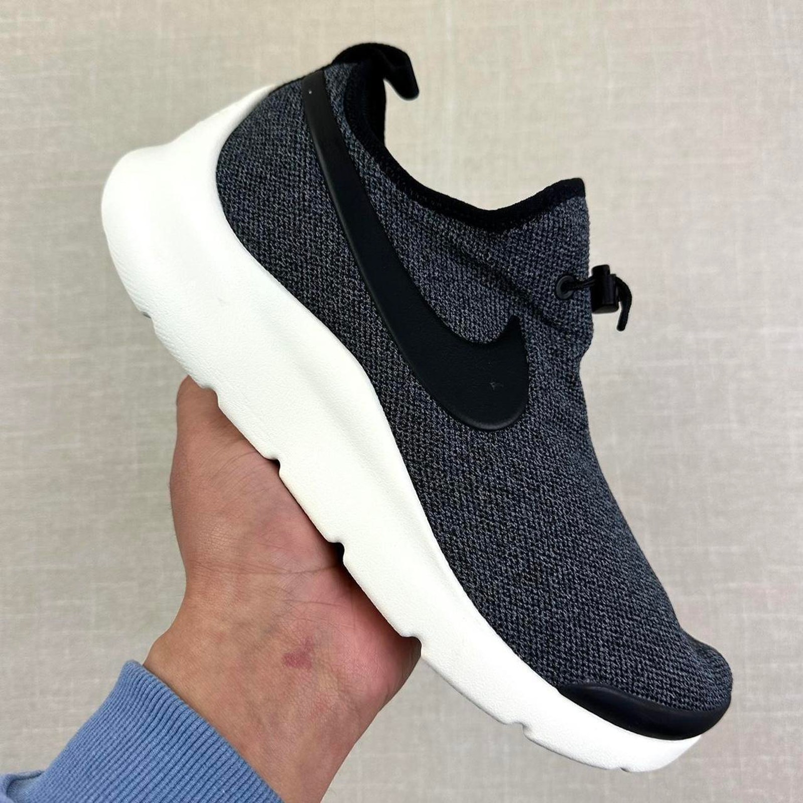 Nike Shoes | 2017 Nike Aptare Se "Black Sail" Men 10.5 | Color: Black | Size: 10.5