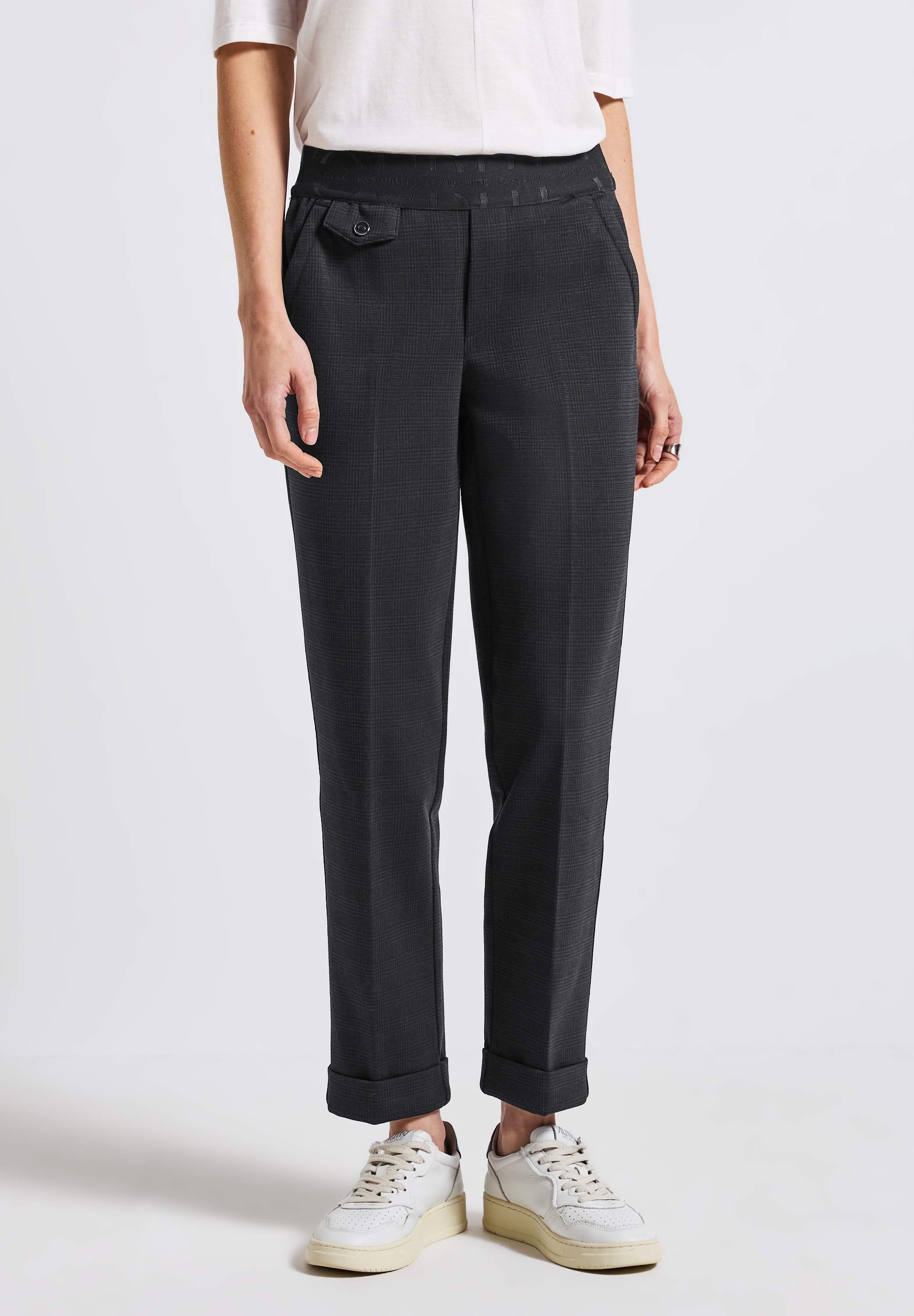 Chinohose STREET ONE, Damen, Gr. 42, Länge 28, schwarz, Jersey, 53% Polyester, 22% Polyamid, 22% Viskose, 3% Elasthan, kariert, comfort fit knöchelfrei, Hosen Chinohose, Middle Waist