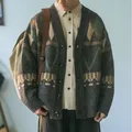 Cardigan monopetto stile inglese da uomo nuovo per l'autunno e l'inverno Cardigan con scollo a V lavorato a maglia a blocchi di colore allentato vintage per uomo
