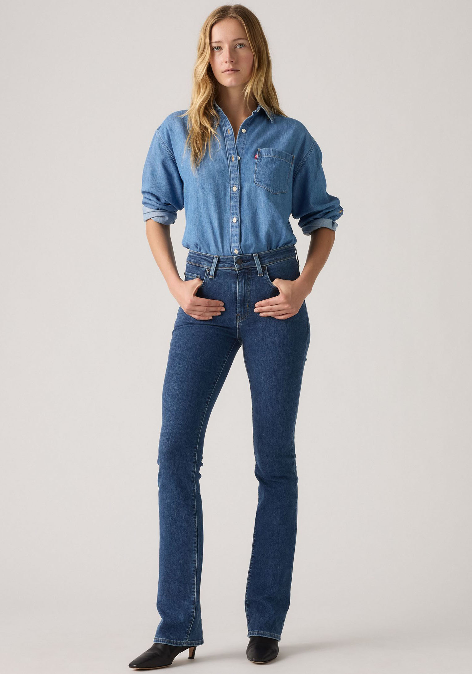 Bootcut-Jeans LEVI'S "725 HIGH RISE BOOTCUT", Damen, Gr. 30, Länge 30, triangle exploration, Denim/Jeans, Obermaterial: 85% Baumwolle, 7% Lyocell, 6% Elastomultiester, 2% Elasthan, bootcut fit lang, Jeans Image
