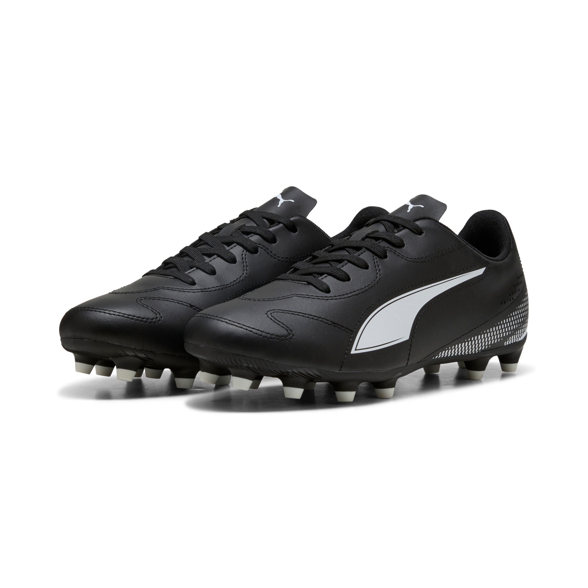 Fußballschuh PUMA "VITORIA II FG/AG", Herren, Gr. 42, schwarz-weiß (puma schwarz, puma weiß), Synthetik, Schuhe Fußballschuh, für Rasenplätze
