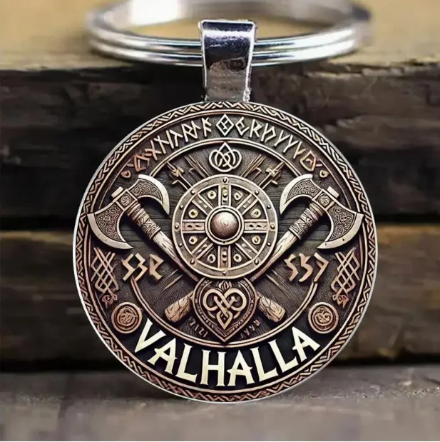 Grenzüberschreitendes neues Produkt Viking Shield Schlüsselanhänger – Doppelaxt-Design und nordische Runen und Valhalla-Inschriften Image
