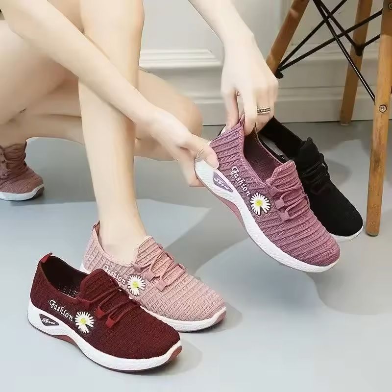 Womens Lightweight Breathable Running Sneakers With Soft Sole red 5.56 (eu 36)