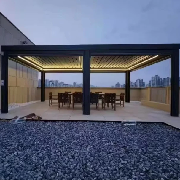 Luxuriöse, moderne, motorisierte Pergola aus Aluminium mit Strombeschichtung, wasserdichtes Lamellendach für Garten- und Außenpergola aus Metall Image