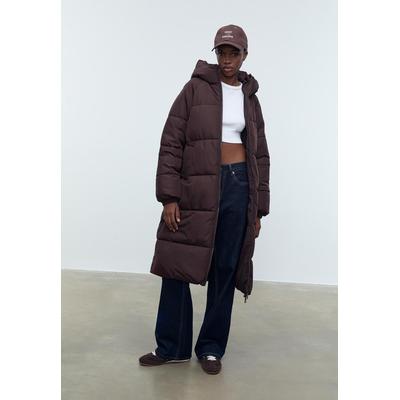 Stradivarius Long puffer coat Brown M