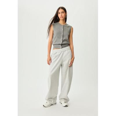 Stradivarius Buttoned knit vest Grey melange XL