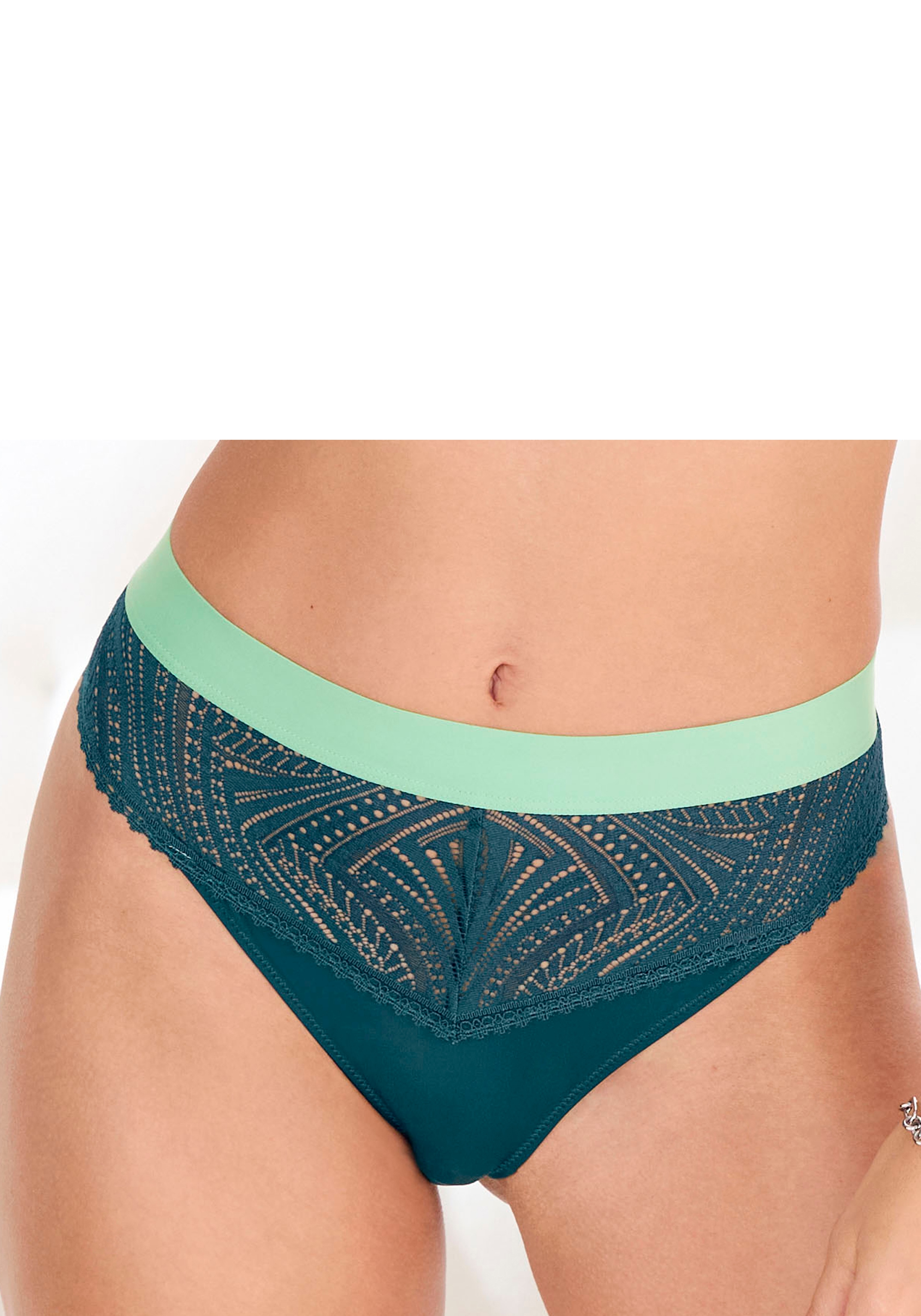 String S.OLIVER "Clemence", Damen, Gr. 40/42, grün (grün, salbei), Spitze, Obermaterial: 87% Polyamid, 13% Elasthan, körpernah, Unterhosen String, mit modischem Bund und graphischer Spitze