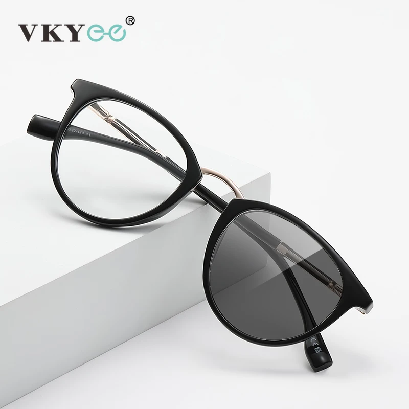 VKYEE Einfache, klassische, geometrische, runde Rahmen-Design-Anti-Blaulicht-Lesebrille, anpassbar, verschreibungspflichtig, photochrom, LS241 Image