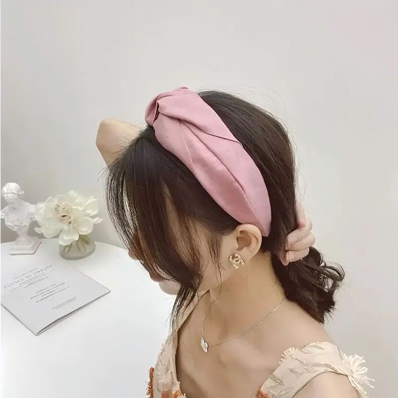 Hochwertiges, plissiertes Gesichtswasch-Stirnband mit breiter Krempe für Damen Image