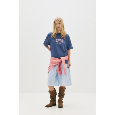 T-Shirt With Phone Graphic