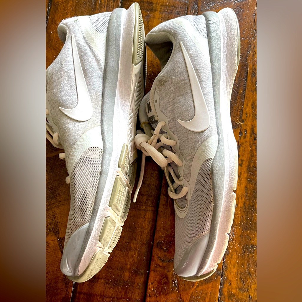 Nike Shoes | Women’s Gray Nike Tennis Shoes, Sz 9 | Color: Gray | Size: 9