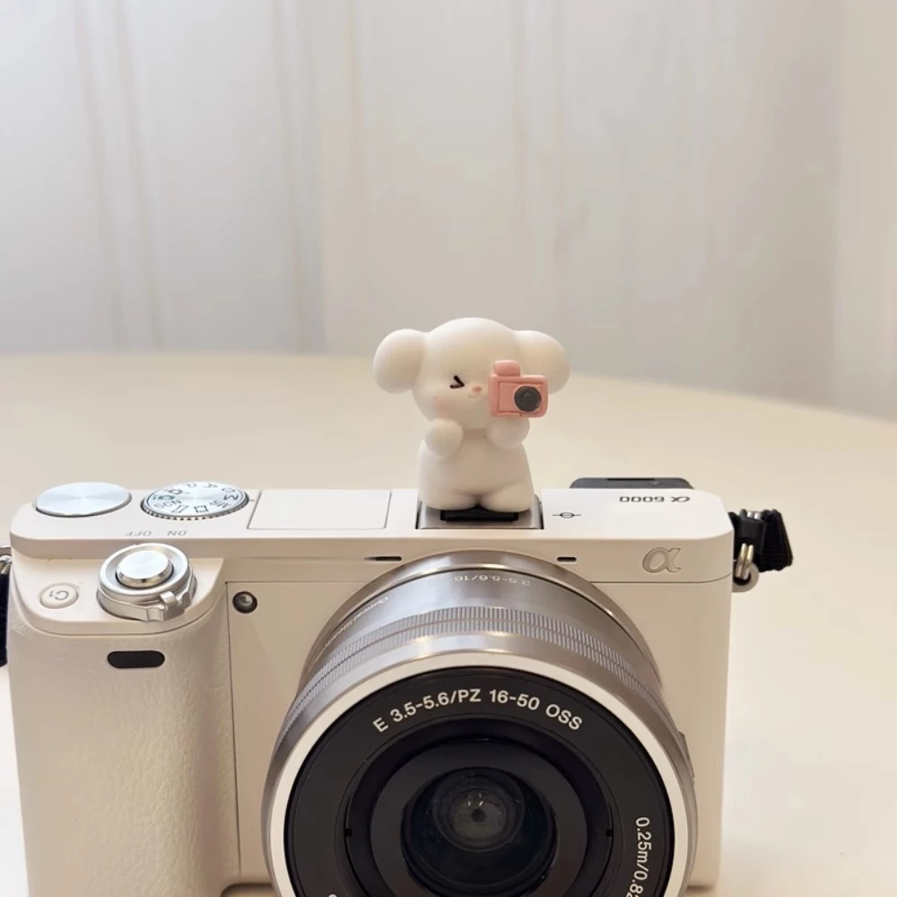 Neue Kamera Blitzschuh Abdeckung Weiß Foto Welpen DSLR Spiegellose Kamera Zubehör für Sony/Canon/Nikon Kamera Blitzschuh kappe Taste