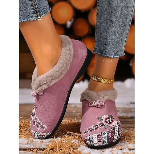 Rote, bestickte Slipper mit Fellfutter und Blumenmuster für Damen, warme Winterschuhe für Weihnachten, die Feiertage und die Freizeit Image