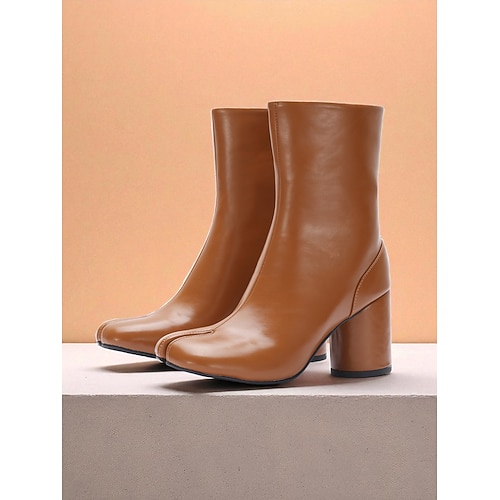 Damenstiefeletten aus braunem Kunstleder mit halbhoher Wade, Tabi-Stiefel mit geteilter Zehenpartie, klobigem Absatz und seitlichem Reißverschluss, minimalistischer, moderner Stil für Image