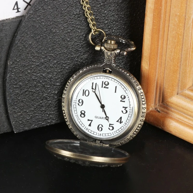 Retro Flip Quarz Taschenuhr Klassische römische Ziffern Arabische Ziffern Herren- und Damen-Halskettenuhr Zinklegierungsmaterial Image
