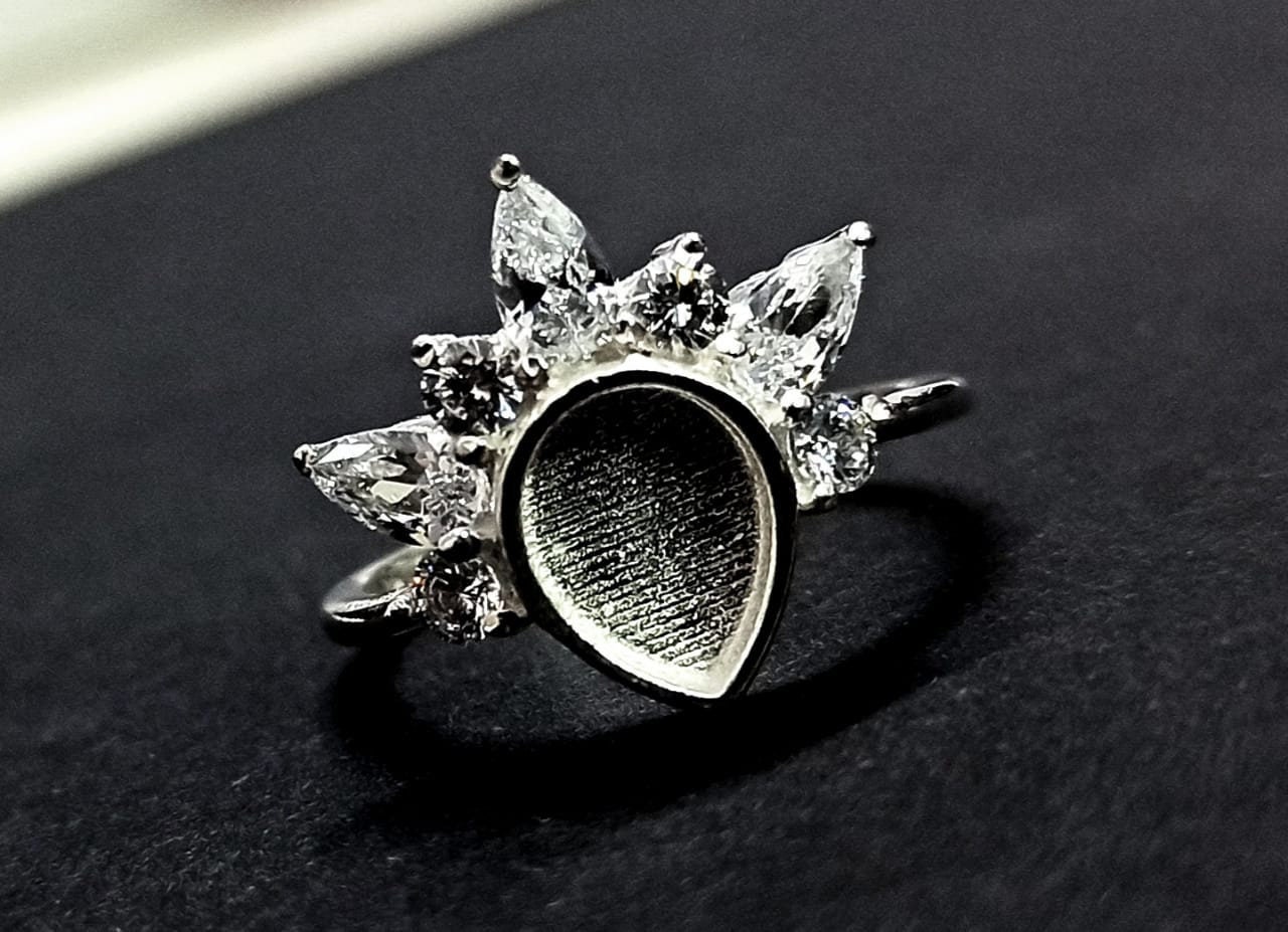 925 Sterling Solid Silver 6x8mm A forma di pera Anello con lunetta vuota con zircone, buono per il lavoro in resina e ceneri, qualsiasi colore zircone