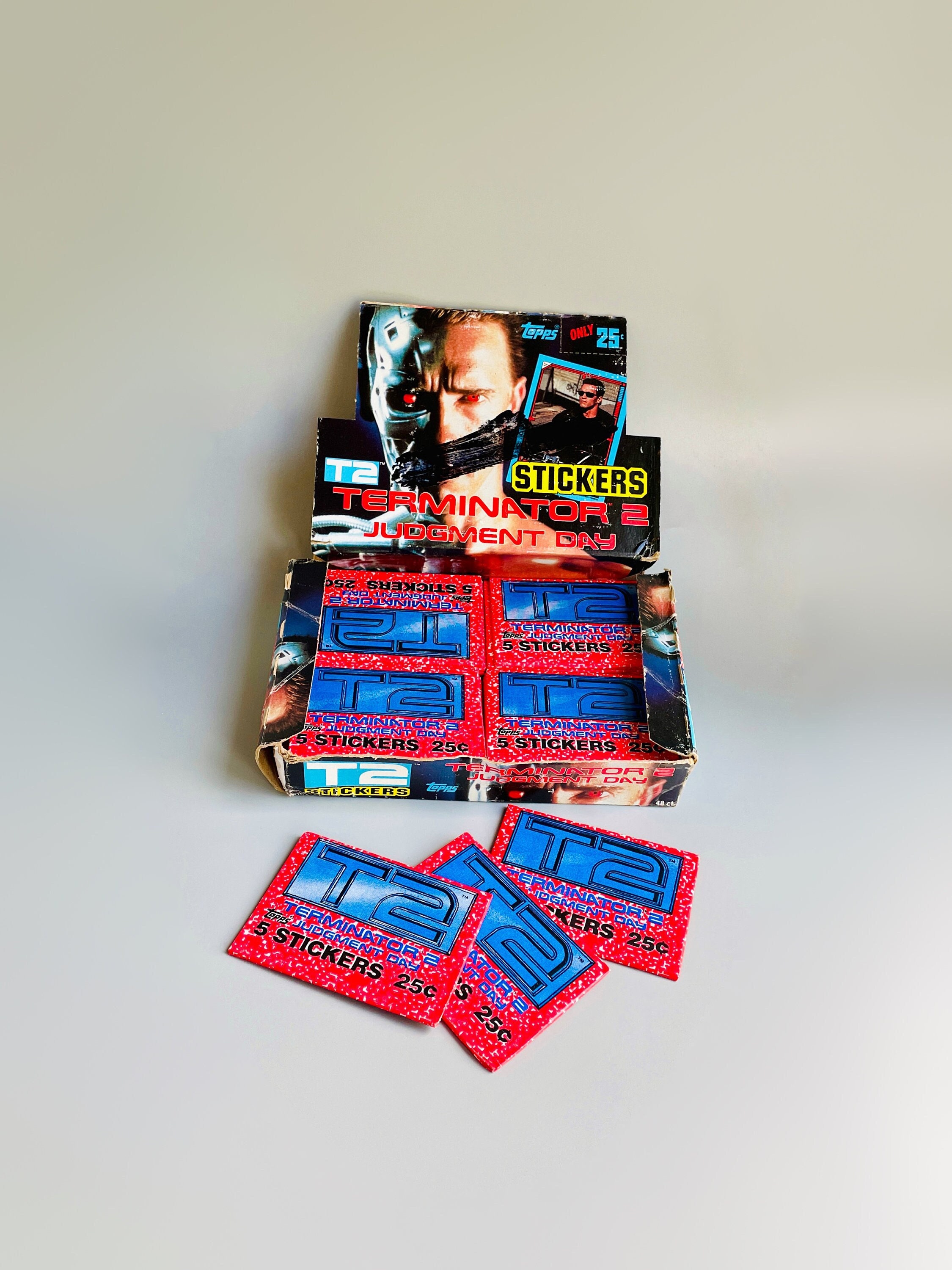 Pacchetti di adesivi Terminator Judgement Day, pacchetti di adesivi di carte collezionabili Terminator Topps del 1992, carte in carta cerata, gadget v