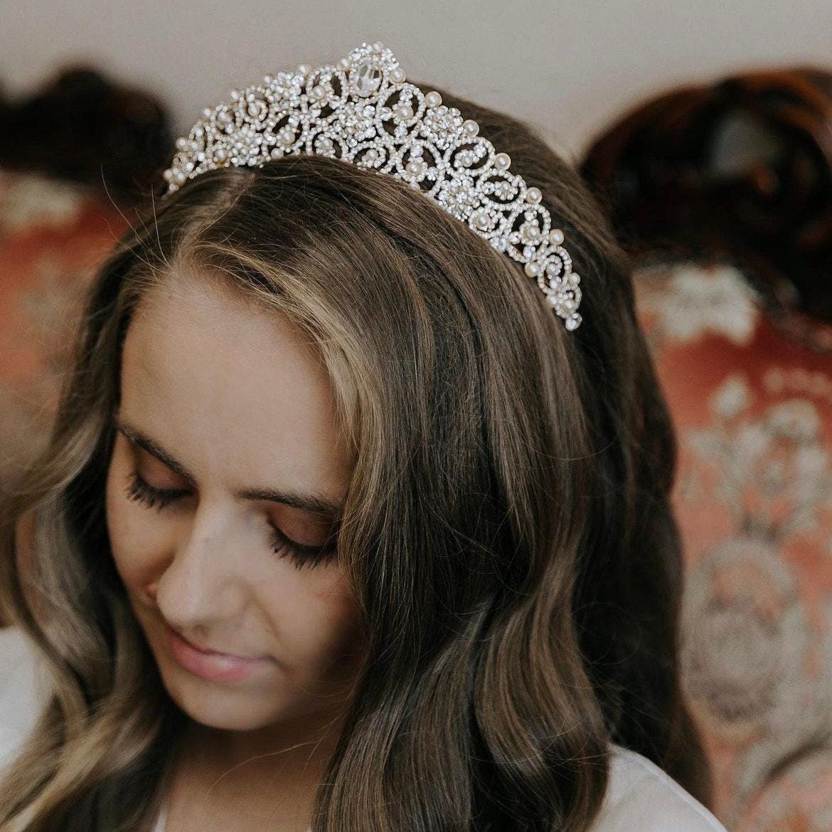 Tiara da sposa in cristallo e perle, tiara da sposa in cristallo, tiara Swarovski, tiara in perle d'argento, accessori da sposa, tiara da sposa TATIAN