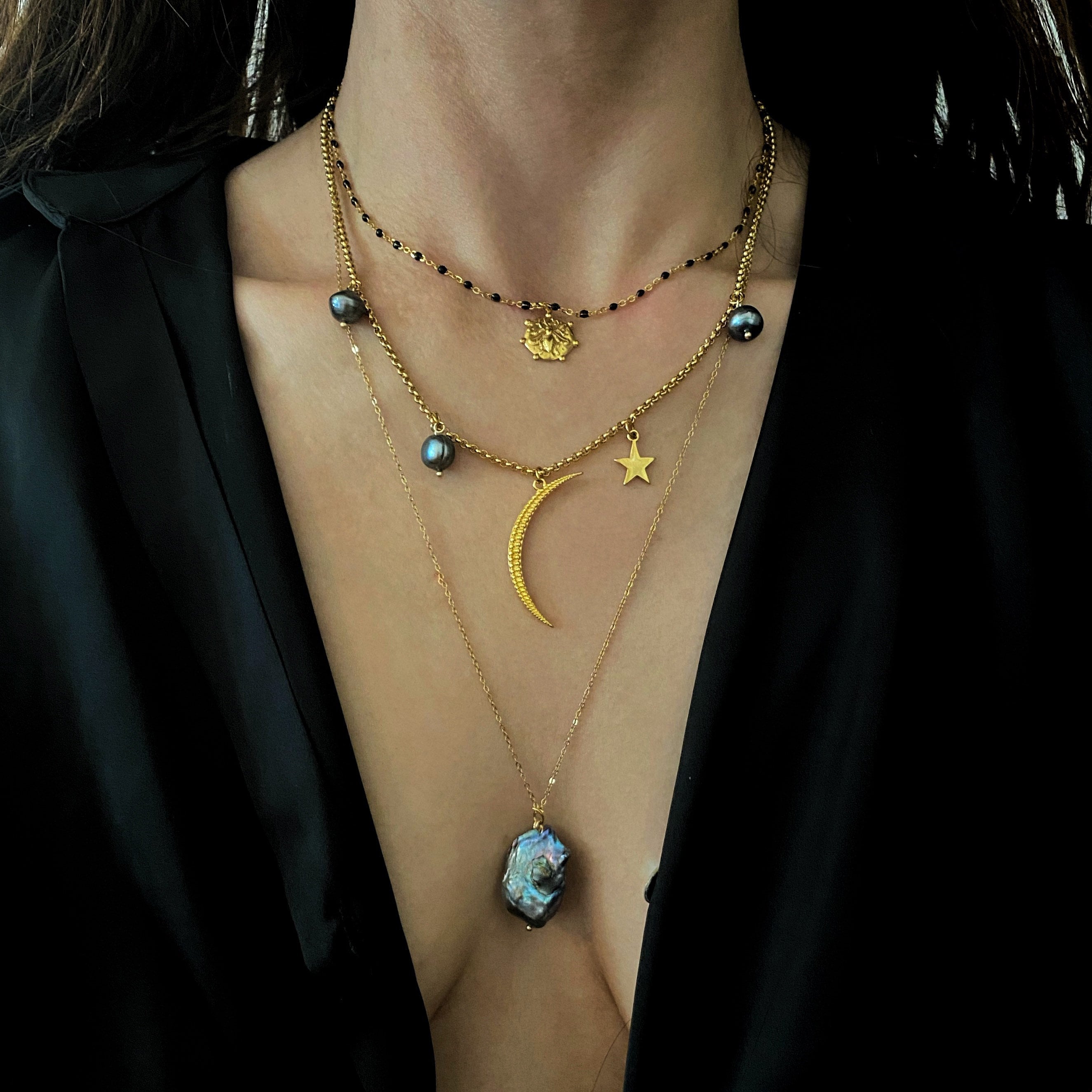 Ciondolo con perla barocca nera, collana con ciondolo con perla barocca, collana di perle, collana di perle grandi irregolari, collana con ciondolo di