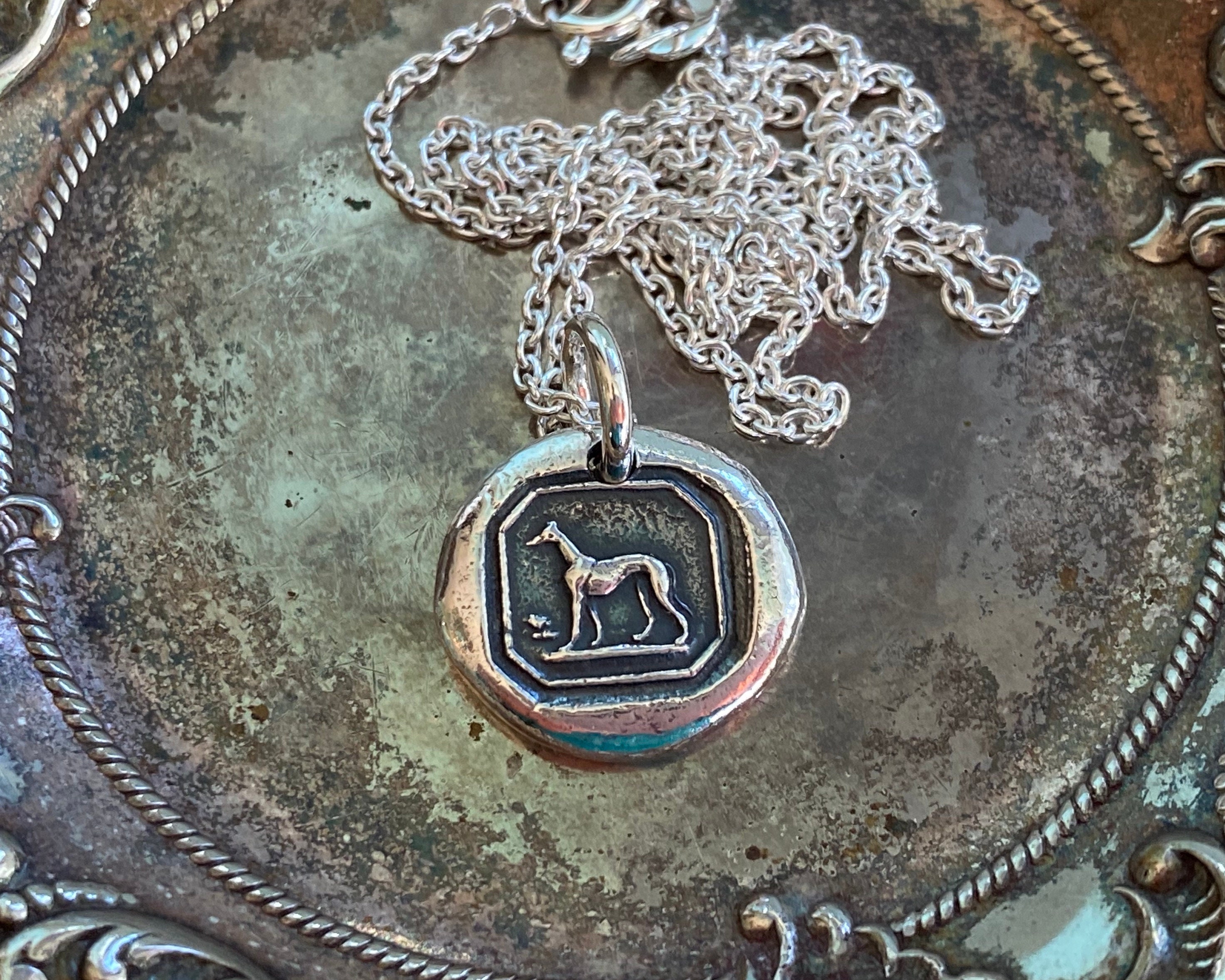 Collana con sigillo di ceralacca a forma di cane levriero - ciondolo con cane levriero - gioielli per cani - gioielli con sigillo di ceralacca in arge