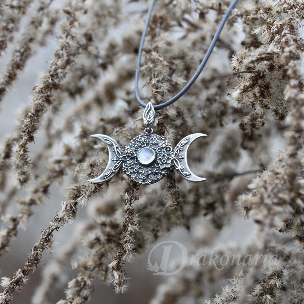 Triplice Dea, fiori e pietra di luna, ciondolo in argento sterling, ciondolo della dea, ciondolo wiccan, ciondolo di pietra di luna, collana della str