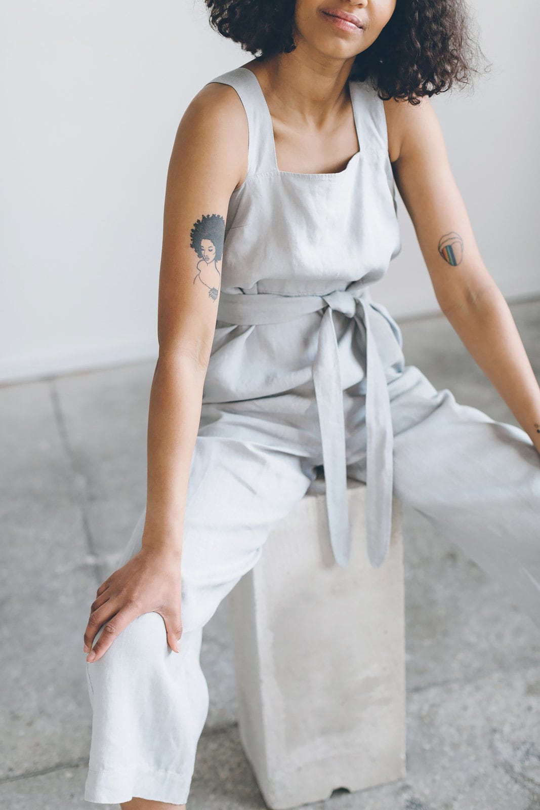 Pronto per la spedizione/ Tuta in lino/ Tuta oversize/ Tuta estiva/ Tuta intera in lino/ Abbigliamento da donna in lino/ Salopette in lino/ Tuta a gam