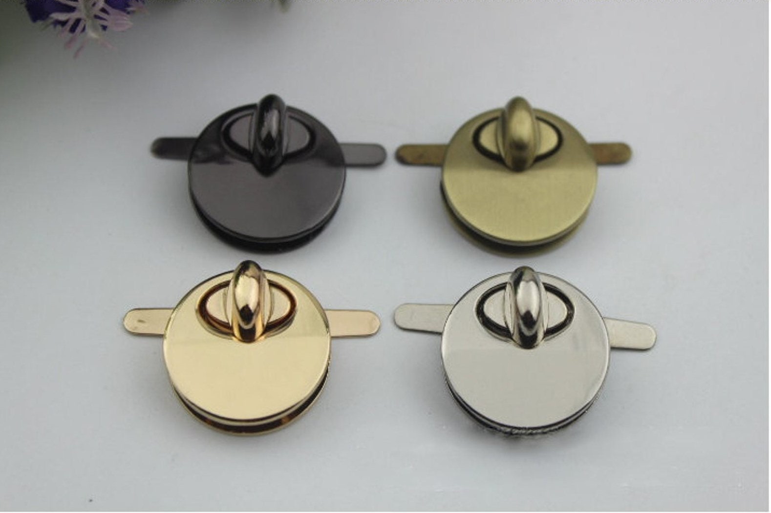 "Round Twist Turn Lock 1 \"25mm Borsa Charm Organizer Luggage Hardware Antique Gold Lock And Key Closure Small Bag Clutch Metal Accessories"
