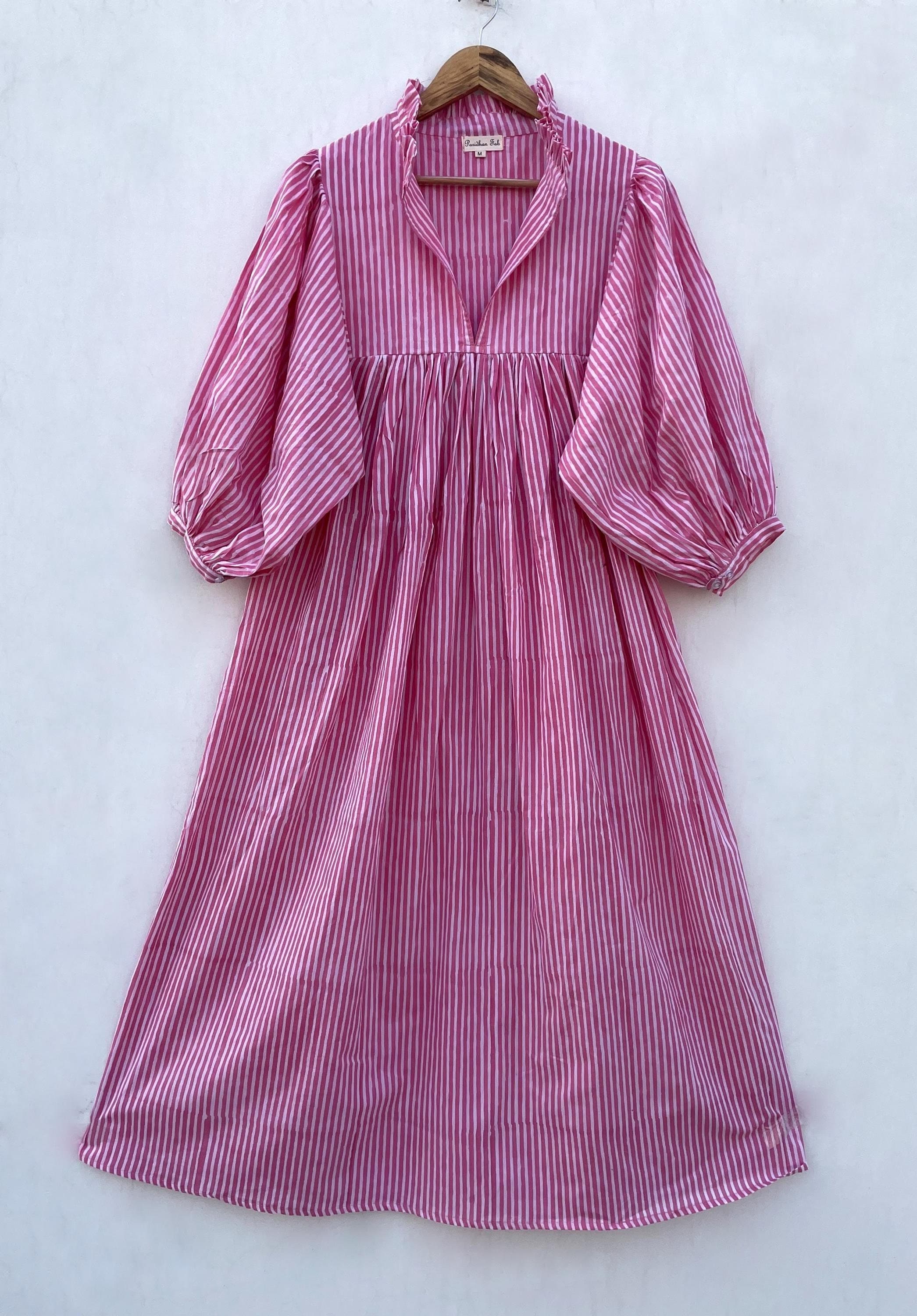abito lungo lungo a righe rosa con stampa a blocchi fatti a mano / abito lungo lungo in cotone con scollo a V / abito lungo lungo boho con maniche a 3
