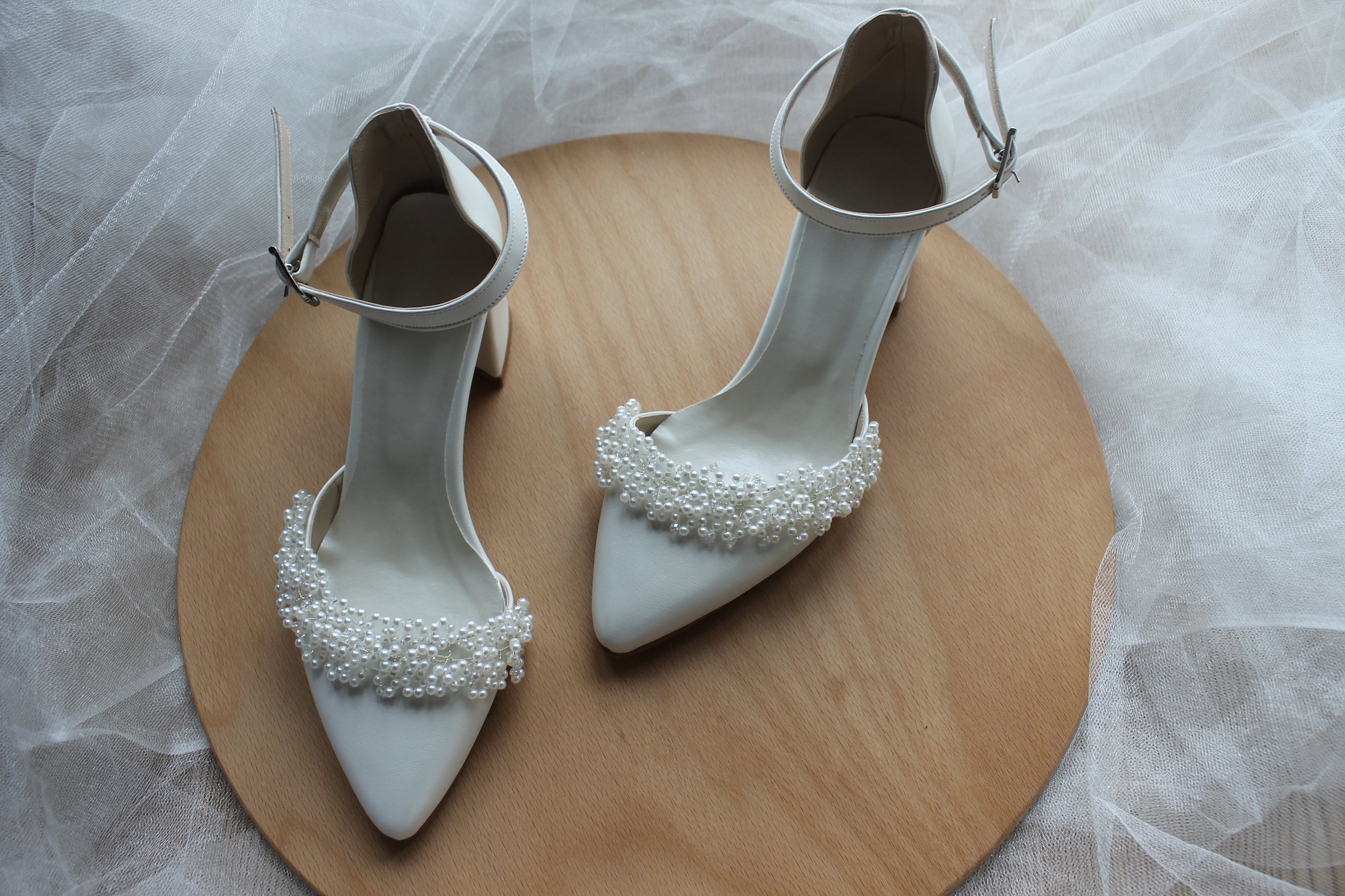 Cinturino alla caviglia color avorio, scarpe da donna, tacchi a blocco, regalo color avorio per lei, scarpe da sposa color avorio, tacco color avorio,