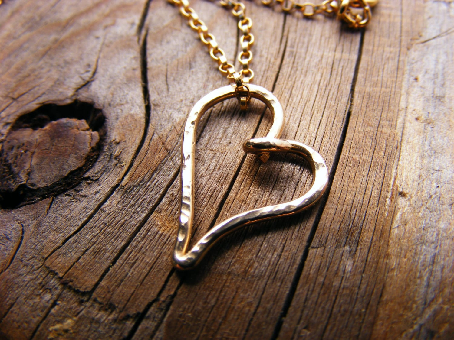 Collana a cuore in oro 14 carati, collana da indossare a strati, ciondolo a cuore in oro 14 carati su catena placcata oro, collana a cuore per San Val