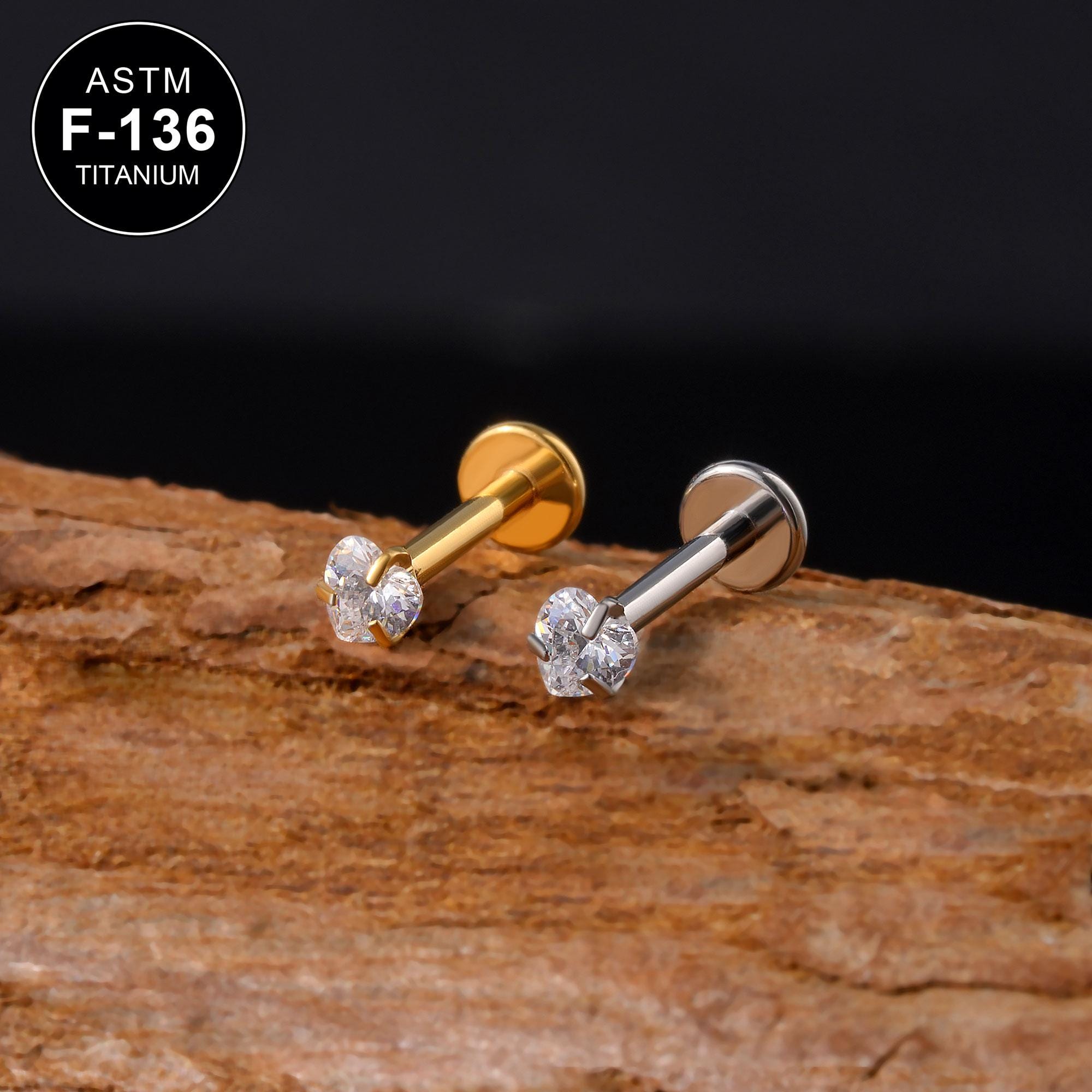 Piercing per cartilagine labret a forma di cuore in titanio 16G con zirconi cubici/piercing per cartilagine/piercing per trago/orecchino piatto/pierci