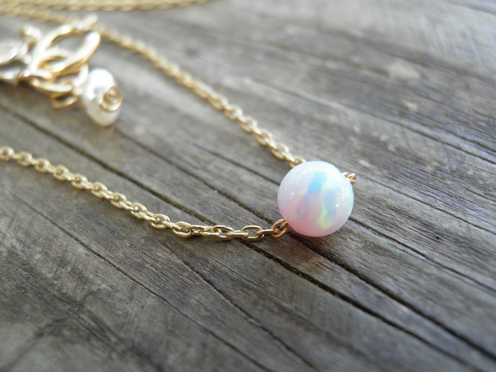 Collana opale rosa bianca, collana opale, collana a sfera opale, collana d'oro opale, gioielli opale, piccola collana di perline opale da 4 mm, collan