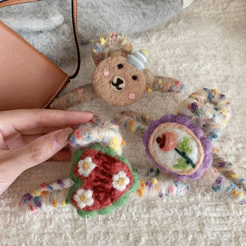 Haarklammer The Shark Grippers Cartoon Plüsch Haarschmuck Haarschmuck für Frauen Haarbänder für Mädchen Image