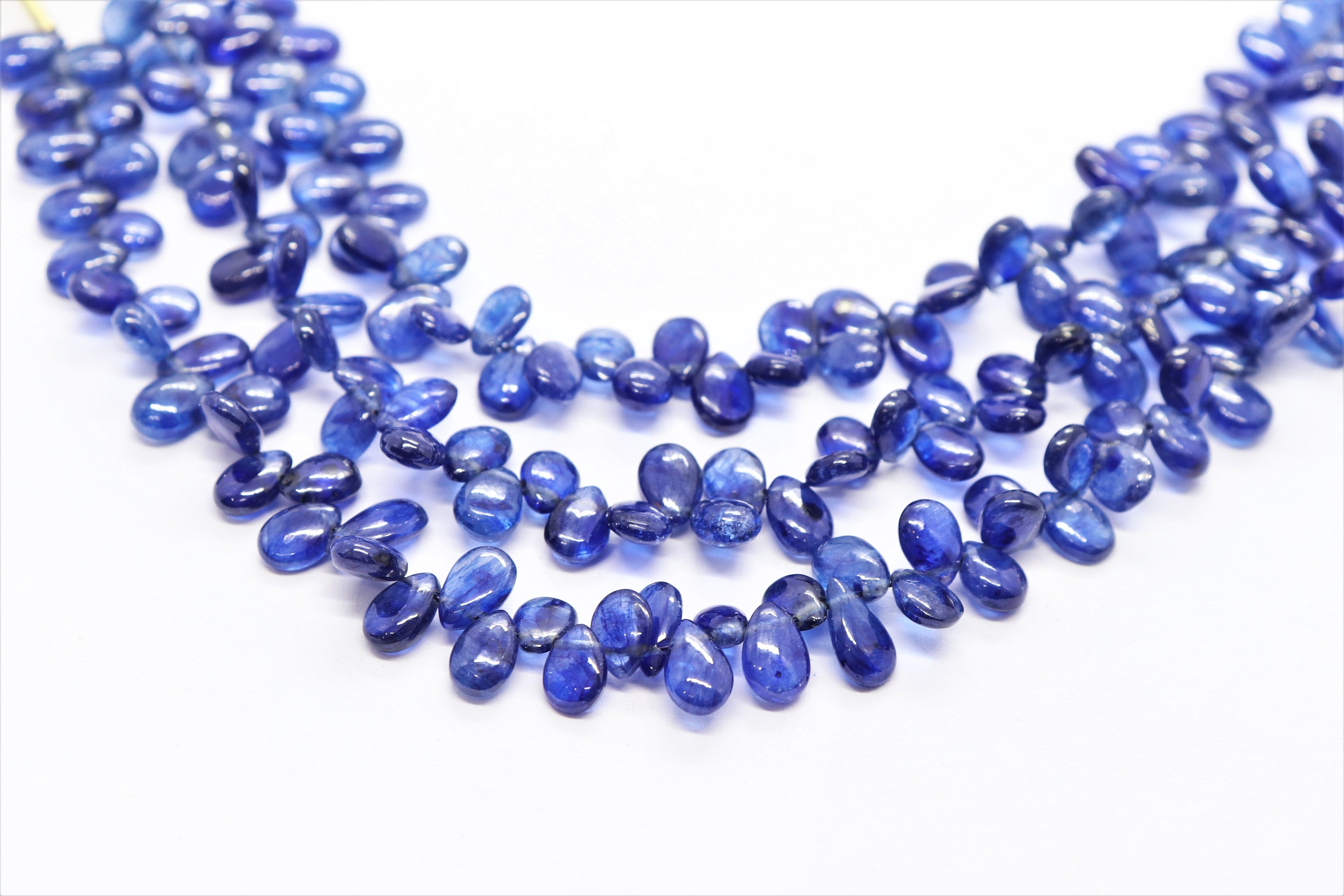 Perle di pera lisce in zaffiro blu di qualità AAA / Perle di pera lisce in zaffiro naturale / Perle a forma di pera per la creazione di gioielli / Per