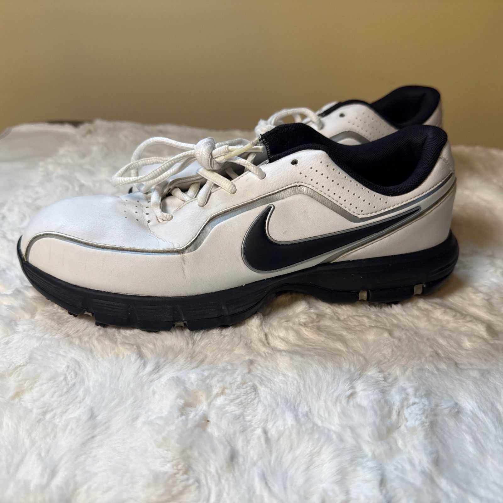 Nike Shoes | Authentic Nike Golf Durasport Ii - Men’s Size: 7- Golf Shoe Sneakers Used W Bag | Color: Black/White | Size: 7