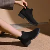 Große Größe 43 kurze Stiefel Frühling Herbst neue Stiefeletten runder Kopf dicke mittlere Ferse elastische kurze Stiefel Slip on Freizeit schuhe