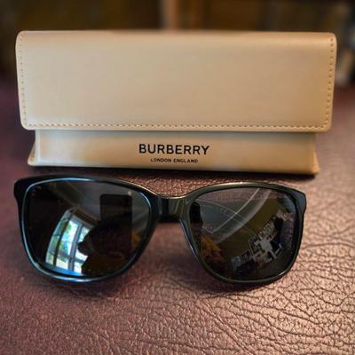 Burberry Accessories | Burberry Be4181 300187 58mm Men's Sunglasses - Black Frame/Gray Lens | Color: Black/Tan | Size: Os