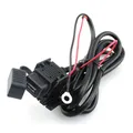 Presa di corrente USB Cavo da 1,83 m Caricatore per manubrio moto con fusibile in linea Adattatore di alimentazione impermeabile per telefono cellulare