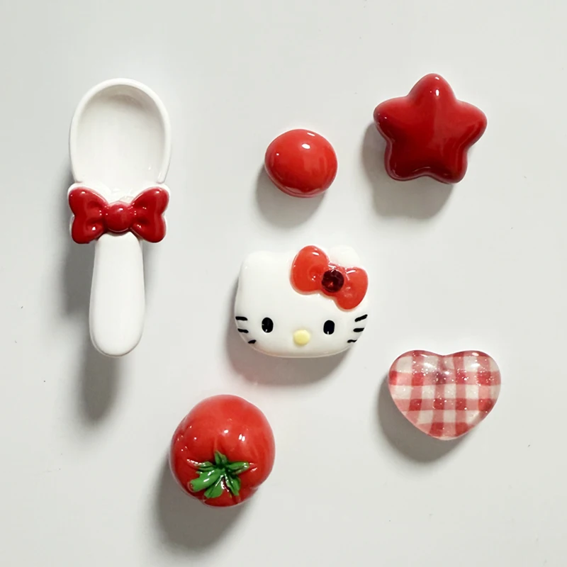 Japanische Herz Schleife Löffel Hello Kitty Kühlschrank Halterung Dekoration Kawaii Charm Tomate Mini Hello Kitty Kühlschrank Halterung