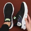 Hot Sports Chic Herrenschuhe, atmungsaktiv, leicht, einzigartige Turnschuhe, flexibel, AthletiMax Performance Running Kicks Schuhe für Herren