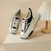 Damen-Leinenschuhe mit dicker Sohle und vielseitigem Design, Forrest Gump, lässige Sportmode, Biskuitkuchen und weiße Schuhe