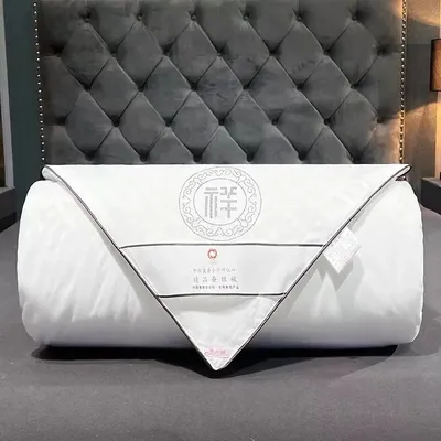 Premium Silk Quilt Square Grid Cotton Fabric Comforter Chinese Xiang Marriage Quilts Double Bed Summer Duvets 220x240
