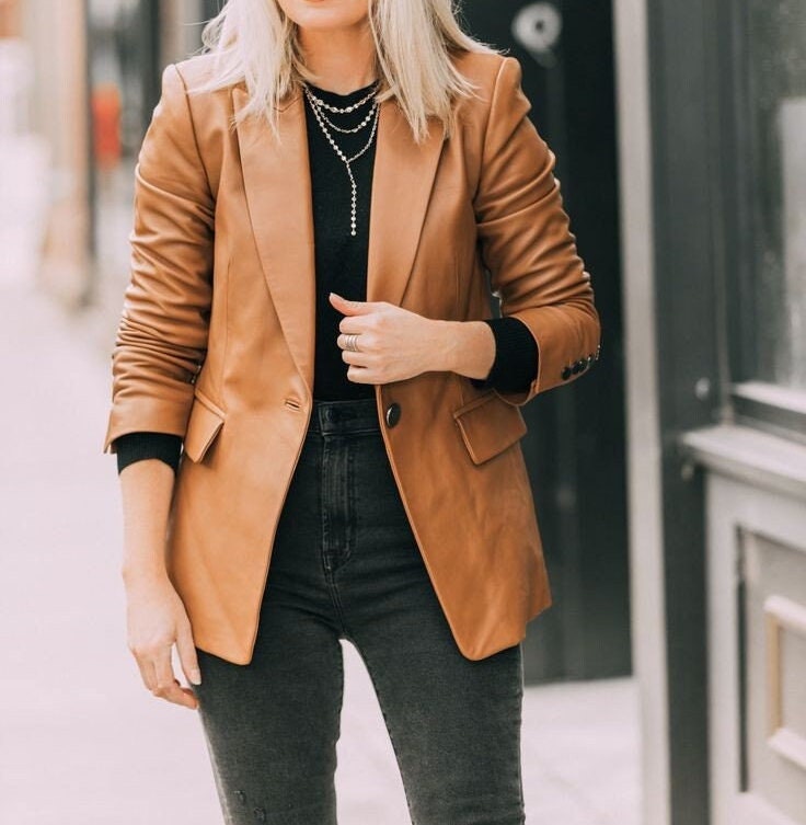 Blazer in pelle da donna fatto a mano, blazer in pelle marrone chiaro da donna, blazer in pelle, blazer in pelle da donna, blazer in pelle formale da