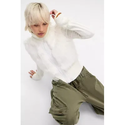 UO Tori Faux Fur Jacket - Ivory XS at Urban Outfitters
