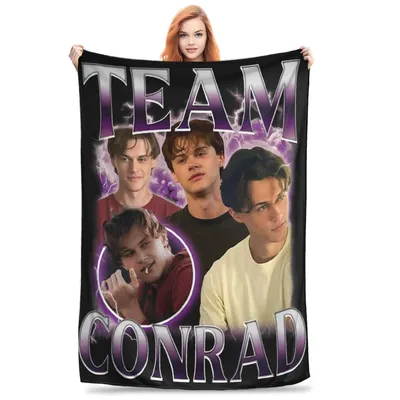 Super Soft Conrad Fisher Turned Pretty Throw Blanket Premium Flannel Fleece Summer Movie Beach Bed Blanket Cozy Plush Blankets