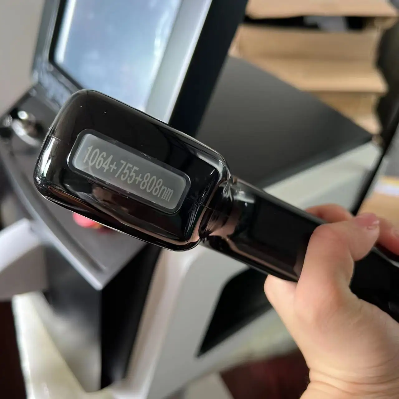 2025 neueste tragbare 755 808 1064 Laser Diodo 808 Diodenlaser-Haarentfernungsmaschine professioneller Bestseller Image