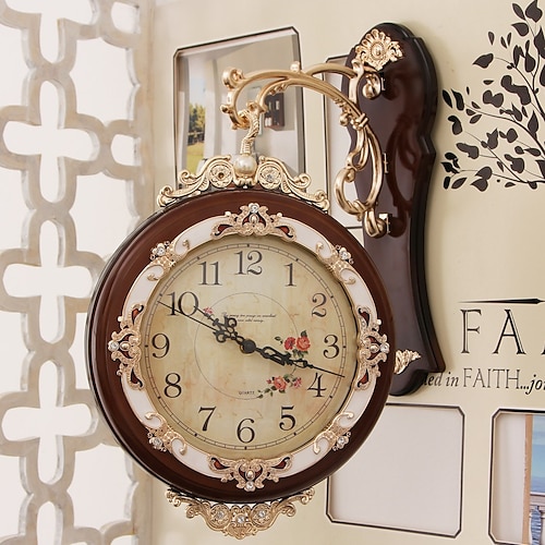 Outdoor-Uhren im europäischen Stil Retro-Wanduhr Innovation und Mode Wohnzimmer doppelseitige Uhr klassische Uhr Wand Schlafzimmer Dekoration Uhr Wanduhren Schlafzimmer Image