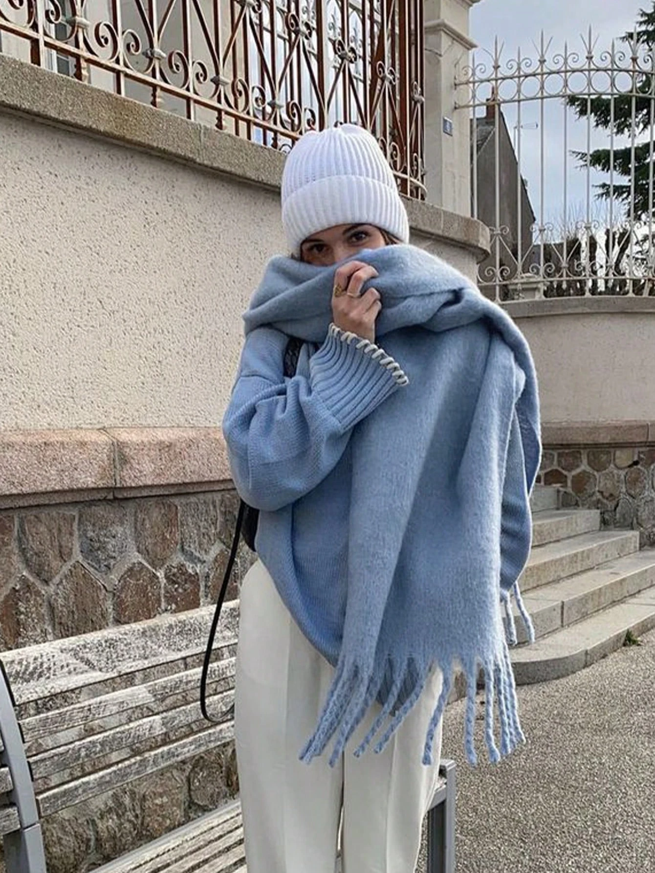 Winter Schal Frauen Luxus Herbst Winter Kaschmir Schal Verdickt Warme Schal Klassische Quasten Flauschigen Schal Einfarbig Weichen Schal Image